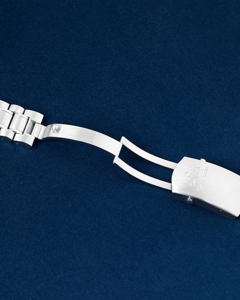 Omega Speedmaster Racing 326.30.40.50.04.001